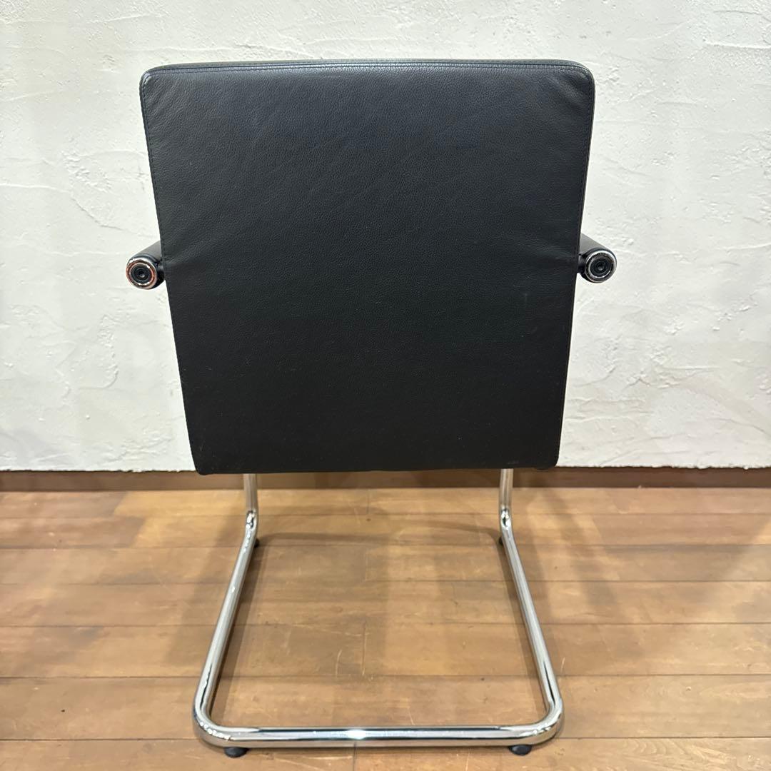 Vitra Visasoft カンチレバーチェア