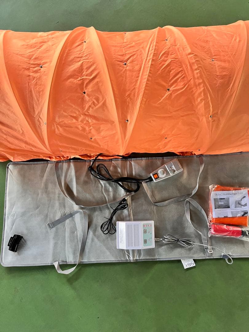 シフトレーディング　シェイプドーム　遠赤外線ダイエットサウナ