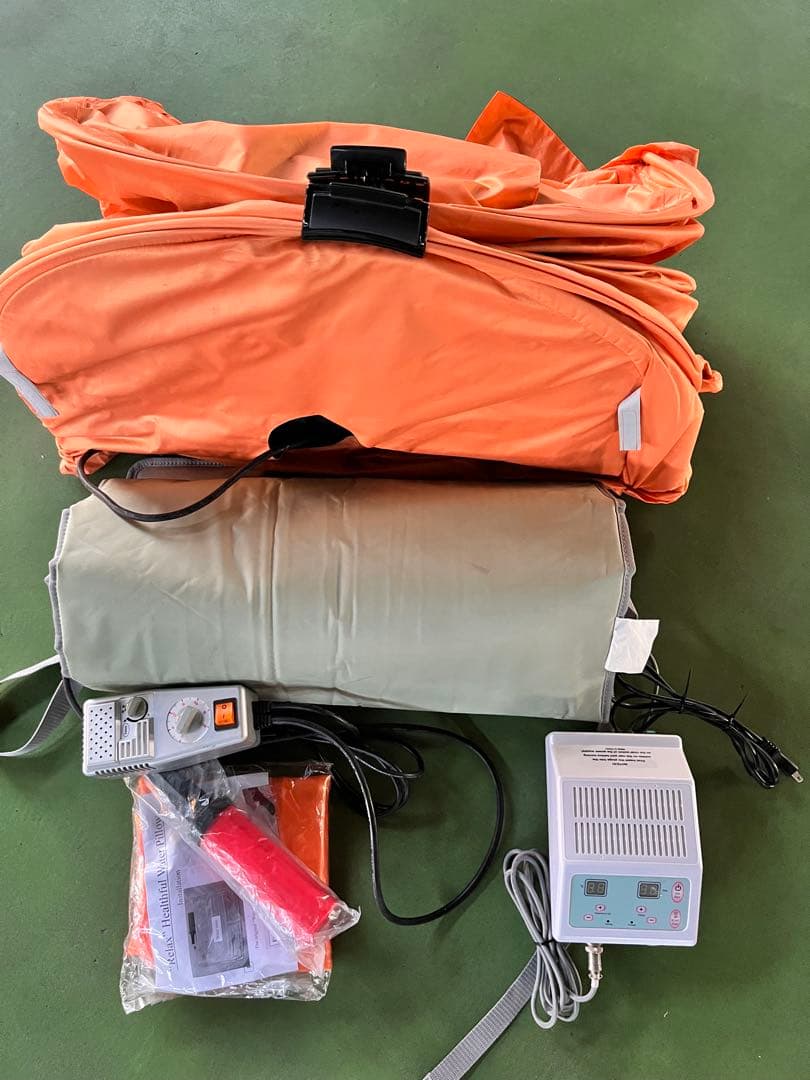 シフトレーディング　シェイプドーム　遠赤外線ダイエットサウナ