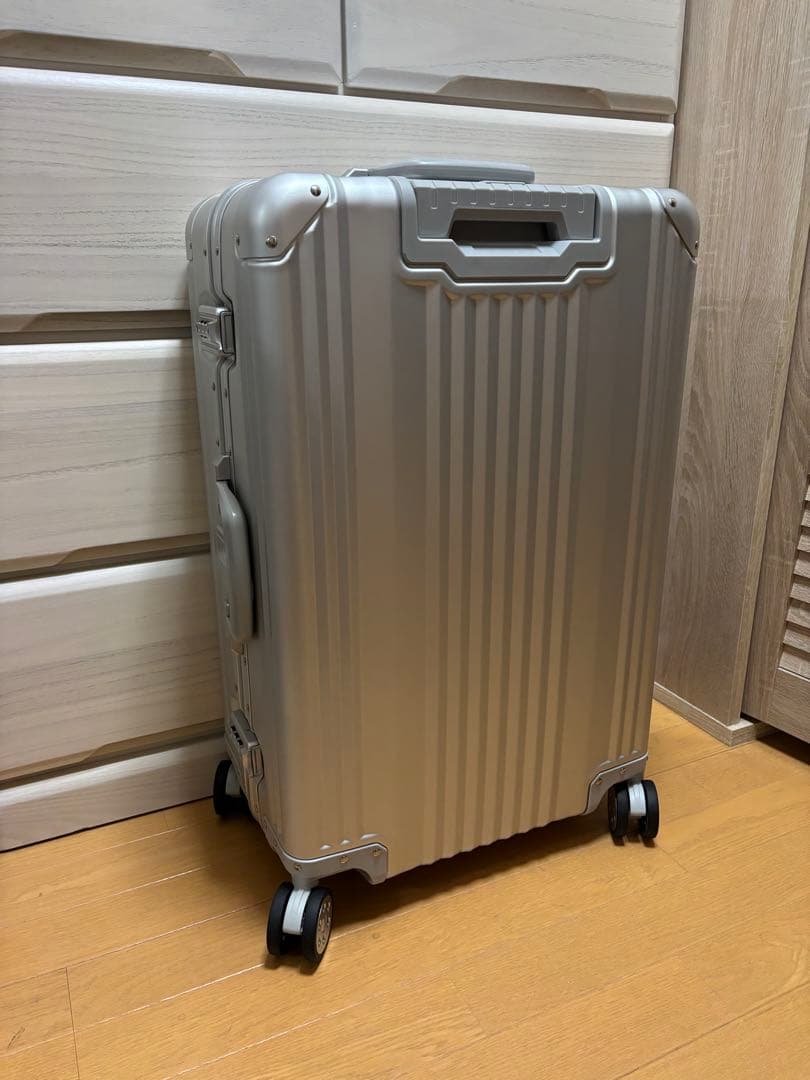 Johnny54　Mercedes キャリーケース シルバー 65 L