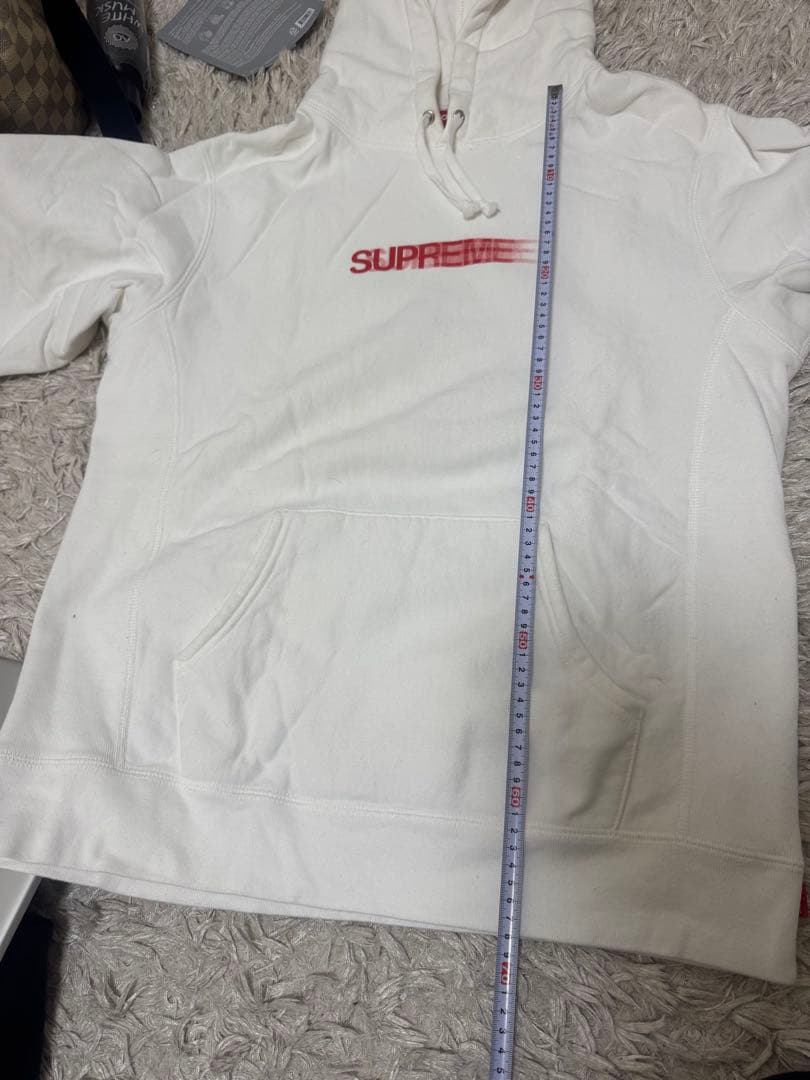 入手困難Supreme モーションロゴパーカー L これが最終値下げです
