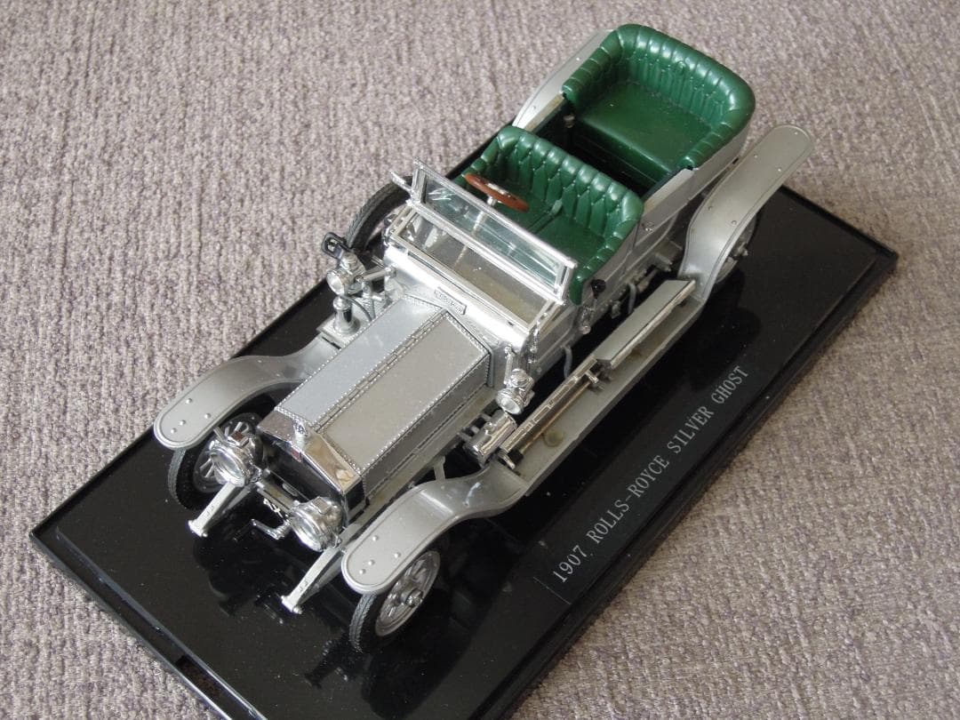 フランクリンミント　1/24　1907ロールスロイスシルバーゴースト ミニカー