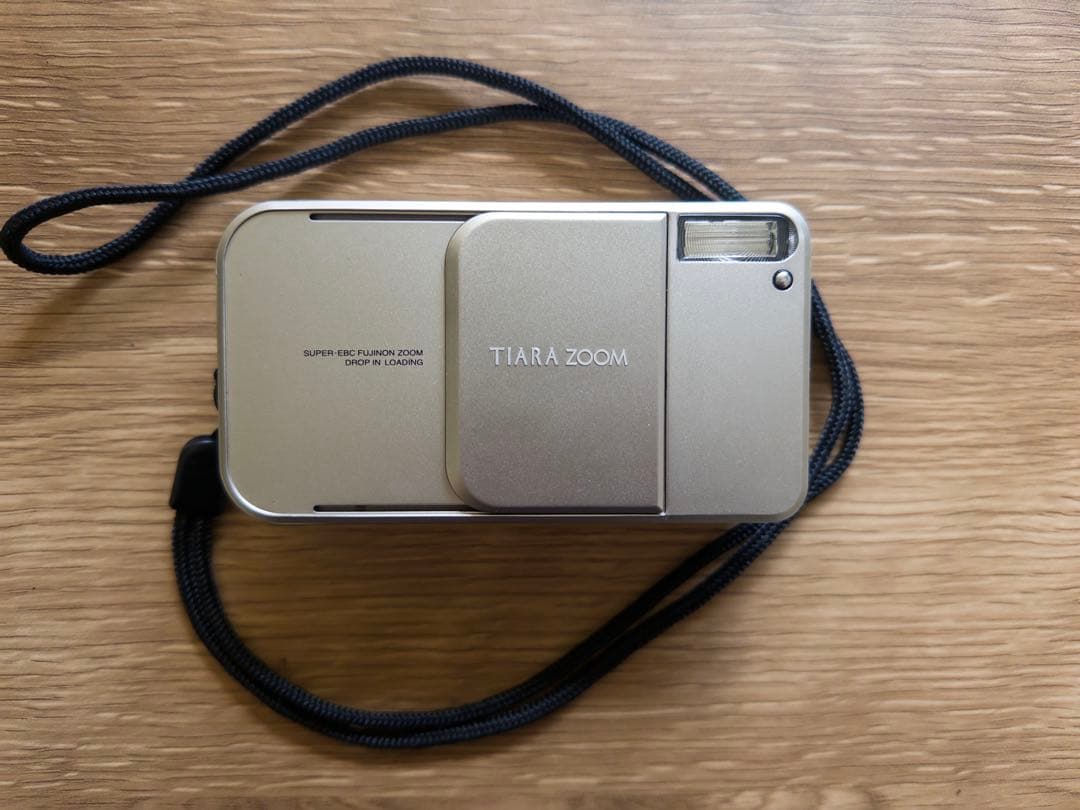 FUJIFILM 富士フィルム Tiara Zoom フィルムカメラ