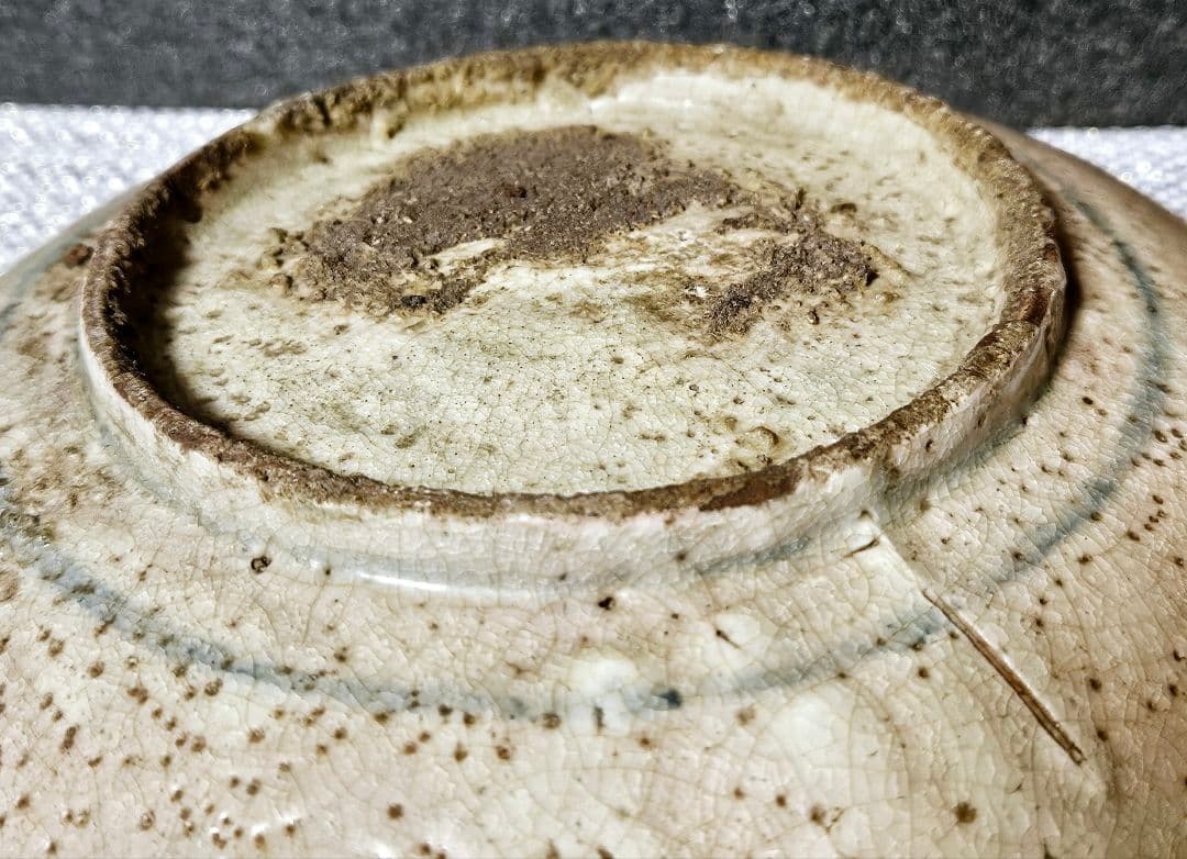 【大名品❗】16-17世紀　中国古陶磁　明朝　青華　古染　花文　砂高台　呉須皿