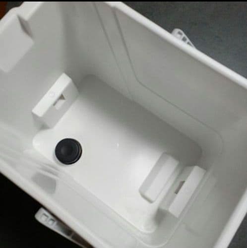 アイリスオーヤマ 高圧洗浄機　タンク　外壁　洗車　網戸　アウトドア　年末　大掃除