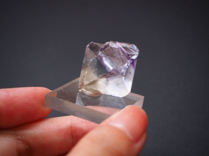 フローライト　イリノイ産　イエローパープル　蛍石　鉱物【B-2】