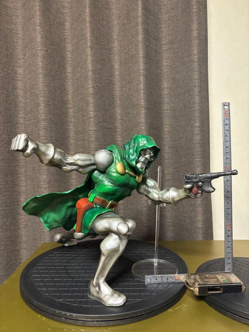 一点物 原作版 ドクター・ドゥーム ガレージキット 塗装済 完成品 フィギュア