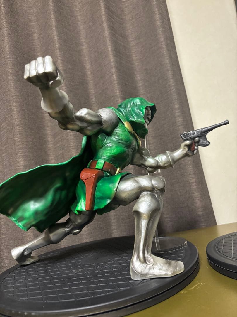 一点物 原作版 ドクター・ドゥーム ガレージキット 塗装済 完成品 フィギュア