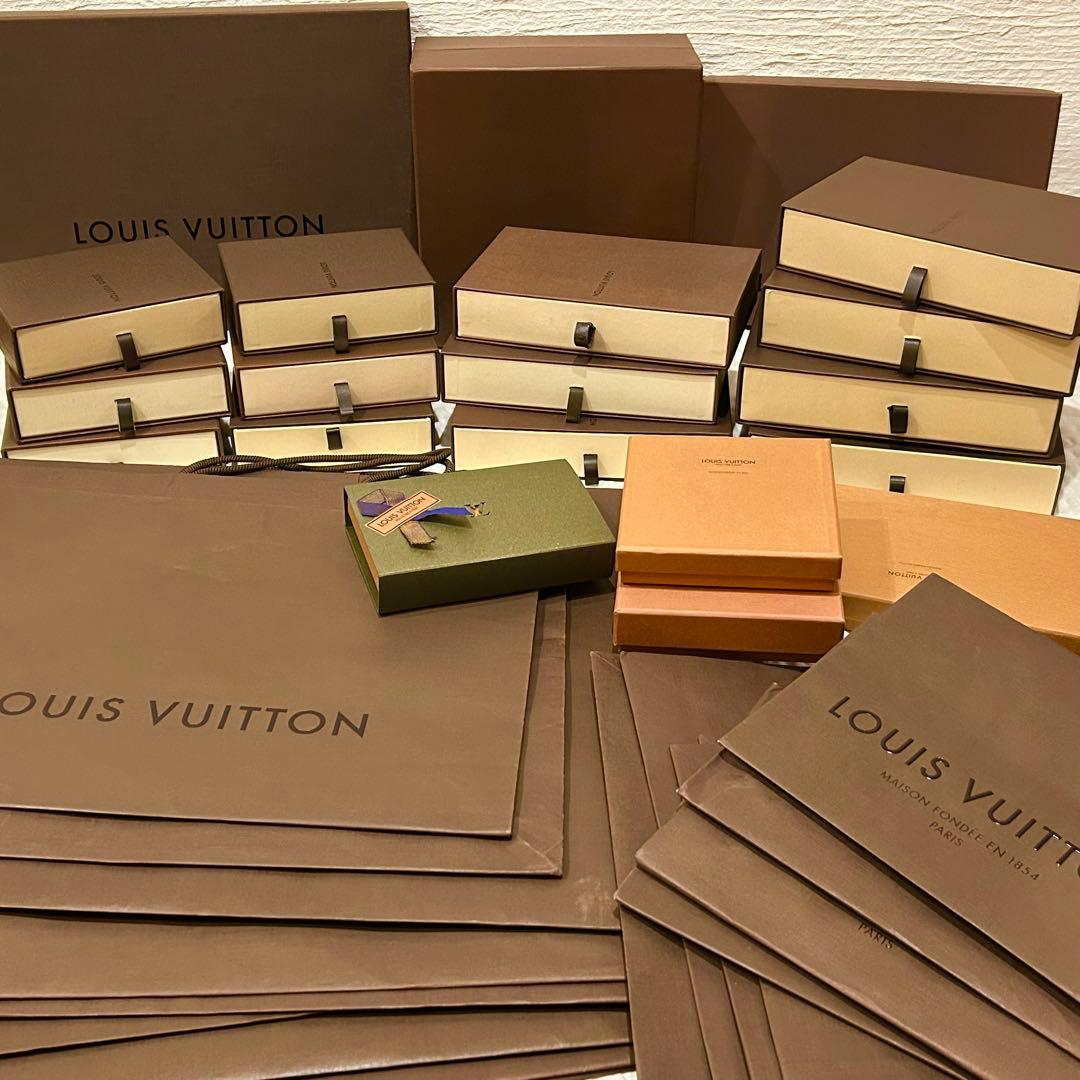 【美品多数】ルイヴィトン　ブラウン40点　ギフトボックス　空箱　ショッパー紙袋