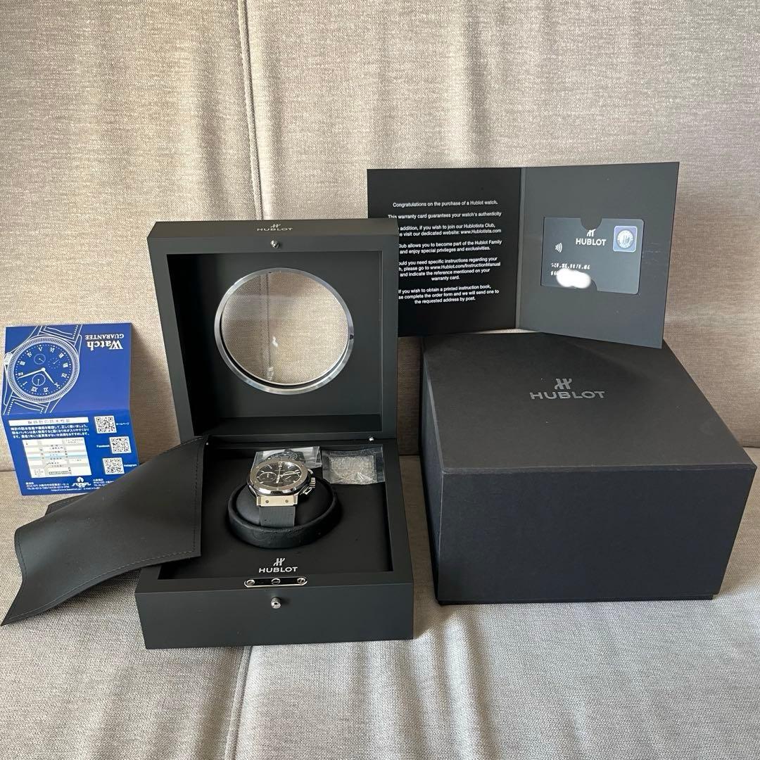 未使用品　HUBLOT クラシックフュージョン　521.NX.1171.RX