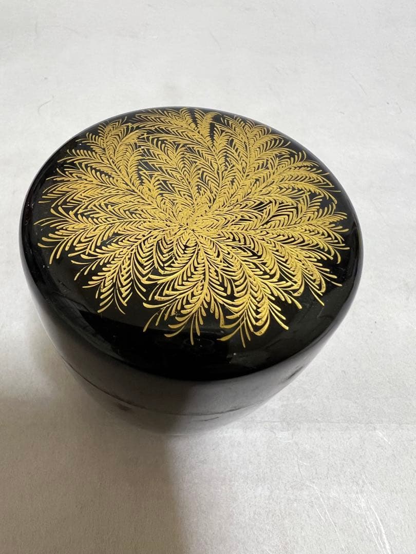 茶道具茶器黒塗 松喰鶴蒔絵 美品現状品のみサイズ約高さ7cm×6.5cm木箱あり