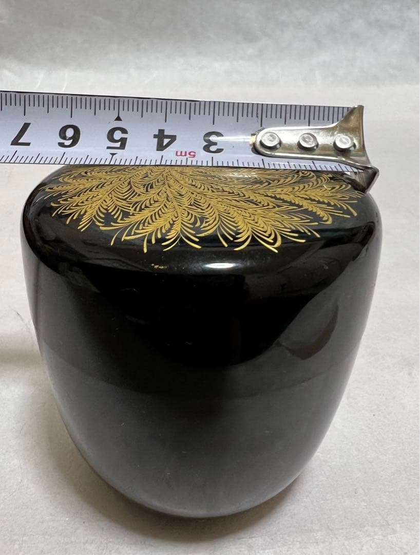 茶道具茶器黒塗 松喰鶴蒔絵 美品現状品のみサイズ約高さ7cm×6.5cm木箱あり