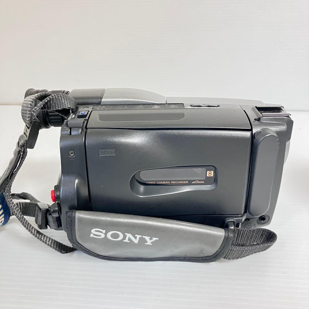 SONY Video8 ビデオカメラ　CCD-TRV20 ②