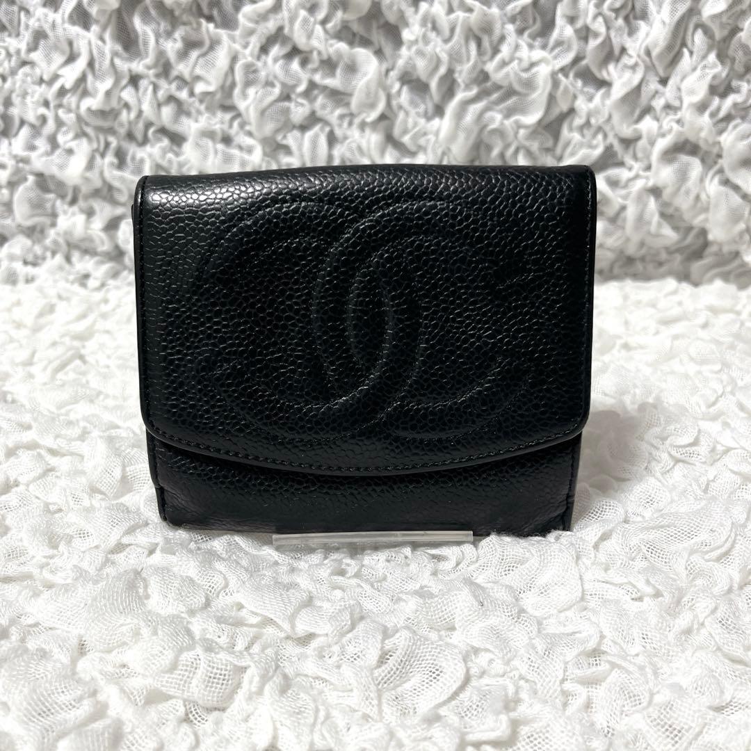 CHANEL ブラックレザー 二つ折り財布　ココマーク　キャビアスキン　本革