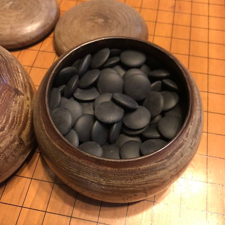【本格】囲碁盤セット　碁盤　碁石　足つき