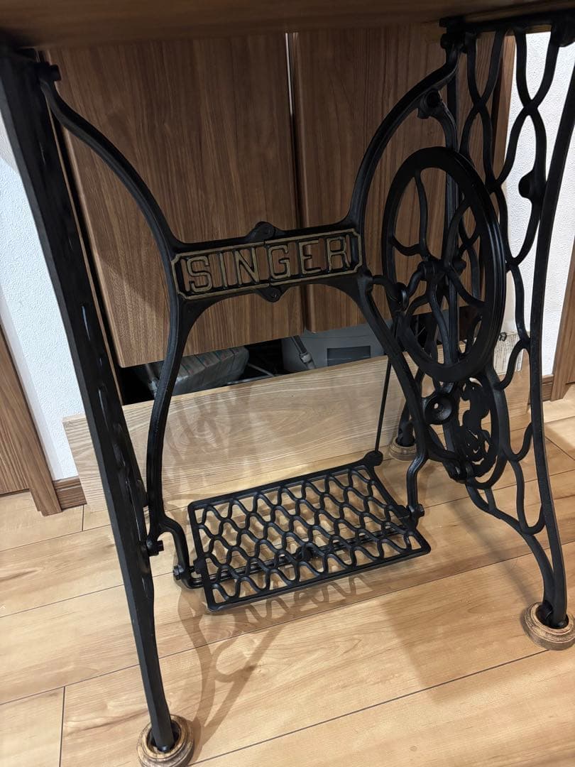 singer網足　黒　杉板テーブル