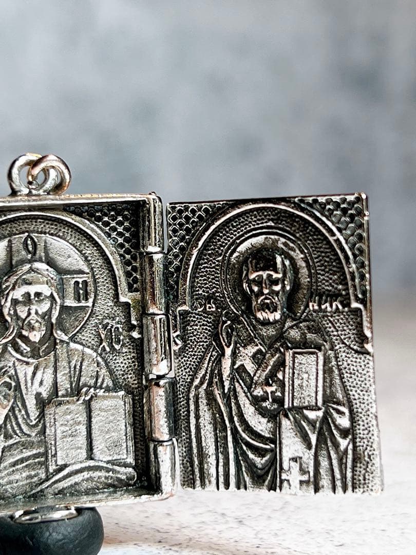 アンティーク　ホーリーバイブル　ペンダント　聖書　ヴィンテージ　イエスキリスト