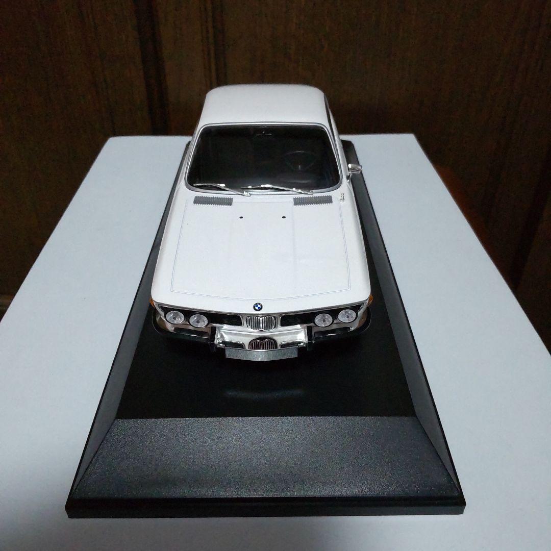 BMW 2800 CS 1968 ホワイト 1/18 ミニチャンプス