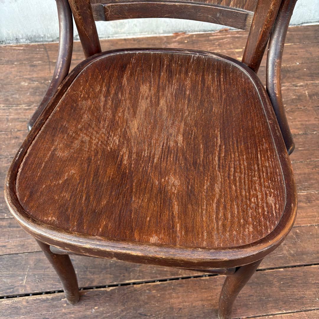 ②ルーマニア製 ヴィンテージ ベントウッドチェア アームチェア 曲木椅子 カフェ
