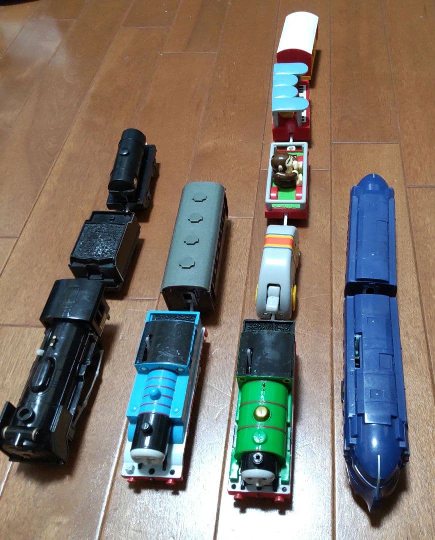 交換用ゴムx9,連結具2セットおまけ付 プラレールまとめ売り 駅,転車台等々