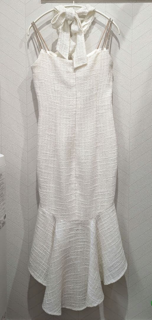 【an】キャバドレス M ホワイト クロスストラップ マーメイド