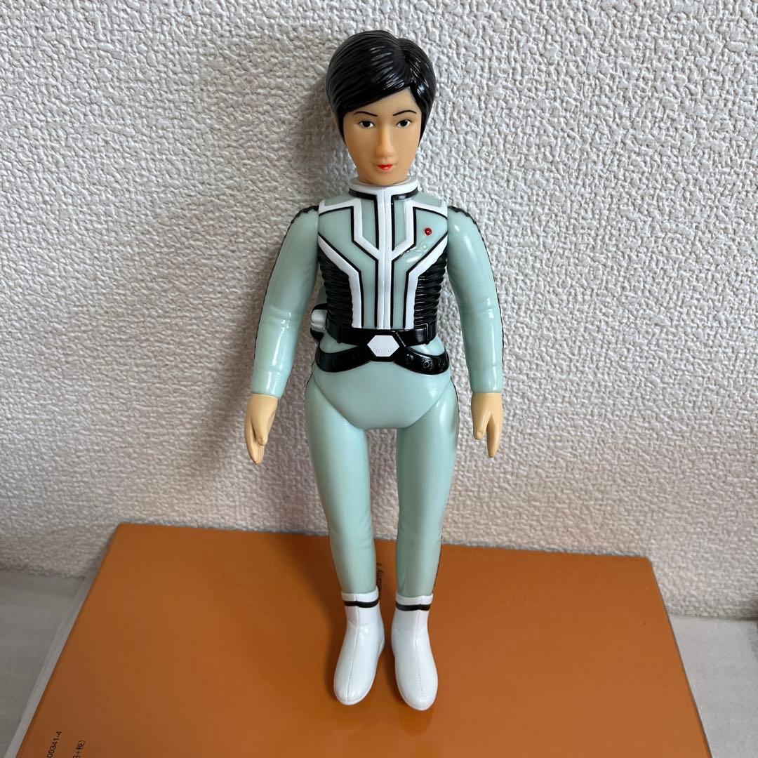 ⚠️貴重　ウルトラセブン　アンヌ隊員　M1号　面取れ　ひし美ゆり子　直筆サイン入り