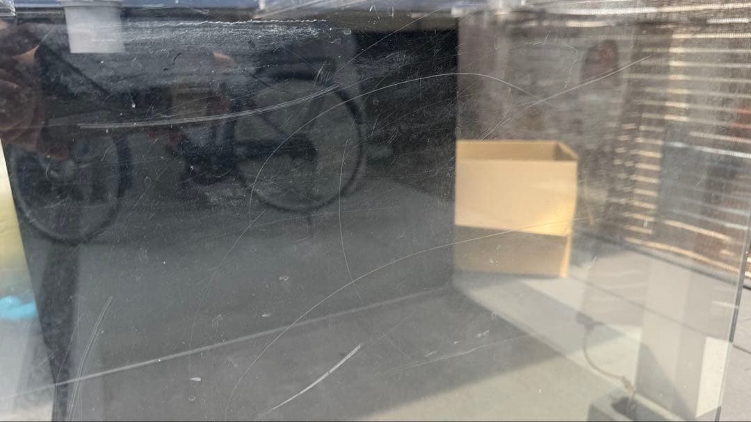 [香川県]引き取り600ワイドアクリル水槽 上部フィルター付き　条件あり発送可