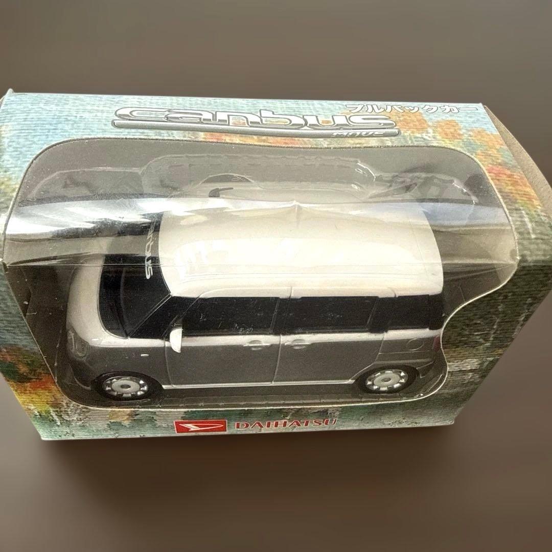 初代 旧型 ムーヴ キャンバス ダイハツ プルバックカー　シルバー ×ホワイト