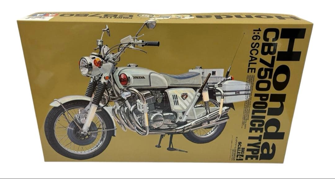 Honda ドリーム CB750 FOUR ポリスタイプ　1/6 未組立 タミヤ