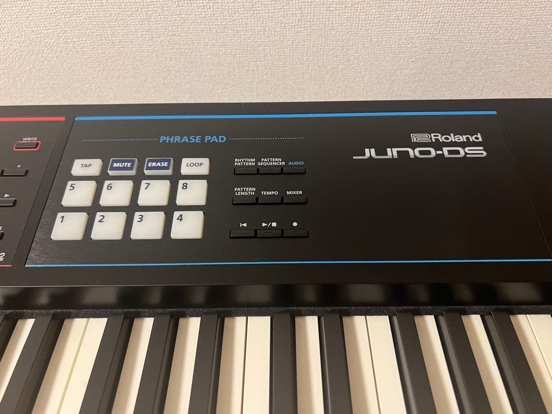 Roland JUNO-DS88 シンセサイザー