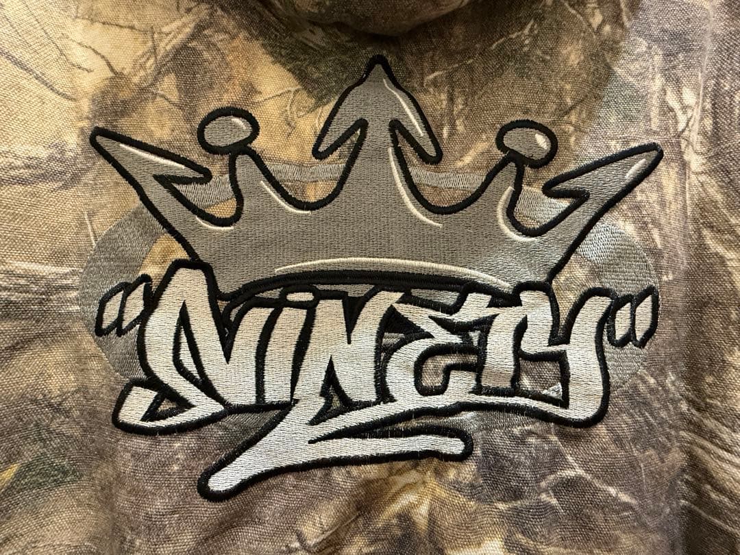 ⭐️りょう⭐️美品　9090 King Logo Slub Denim