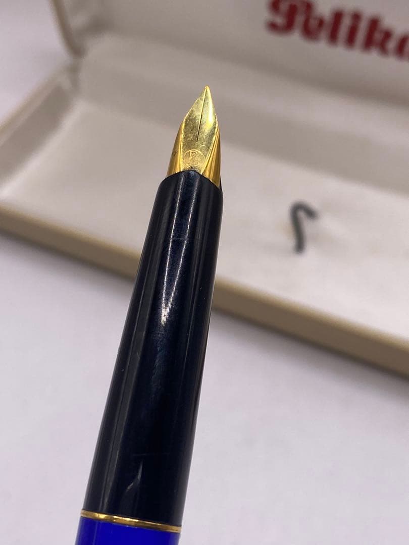 ⭐︎ Pelikan 万年筆 EF 金　専用ケース付き　ペリカン　文具　高級