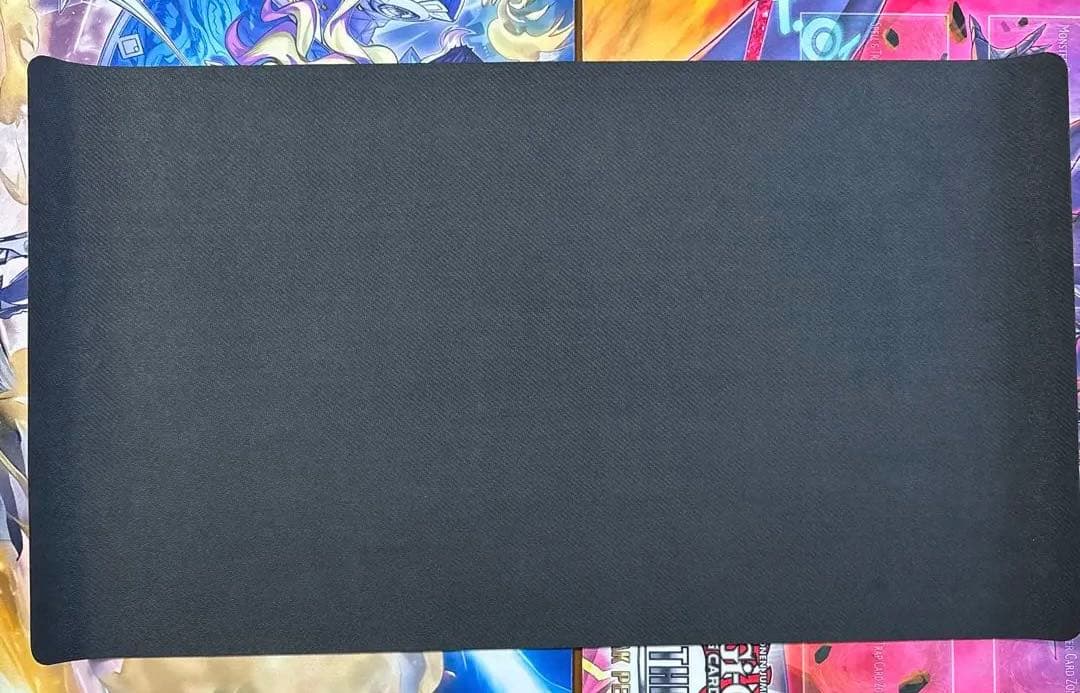 遊戯王　2015 JUDGE プレイマット M・HERO E・HERO ケース付