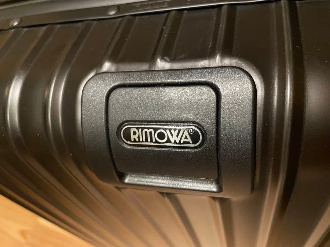 MONCLERモンクレール× RIMOWAトパーズ ステルス32L 付属品付