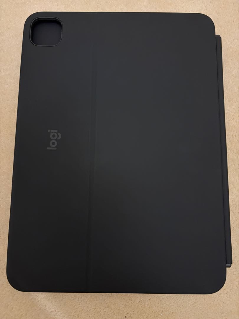 ほぼ未使用 iPad Pro 11インチ (M4 M5) Combo Touch