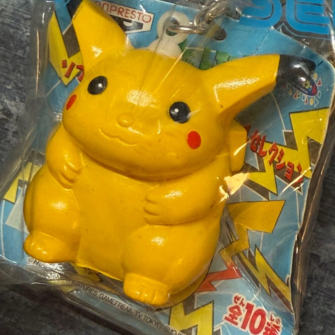 【レトロ 激レア】1997年　ピカチュウ　キーホルダー