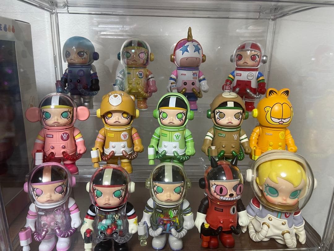 その他 POPMART MEGASPACEMOLLY100%