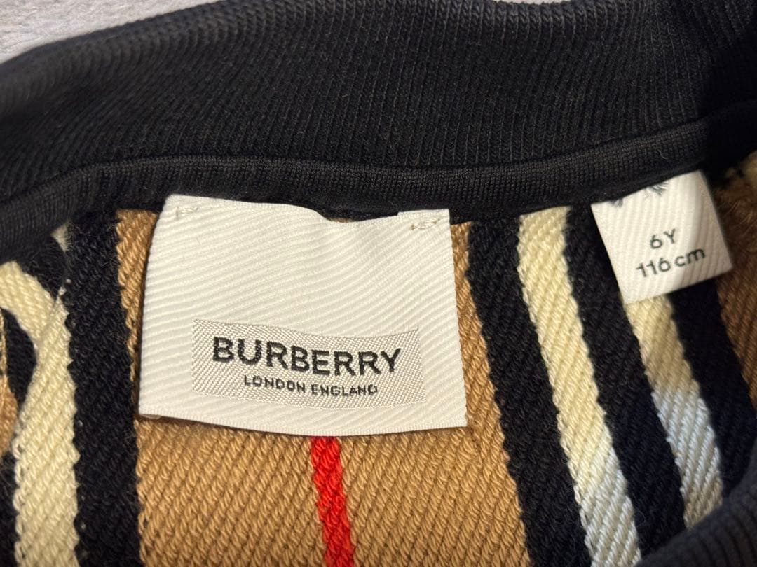 【美品】Burberry childrens スウェット 116/6y