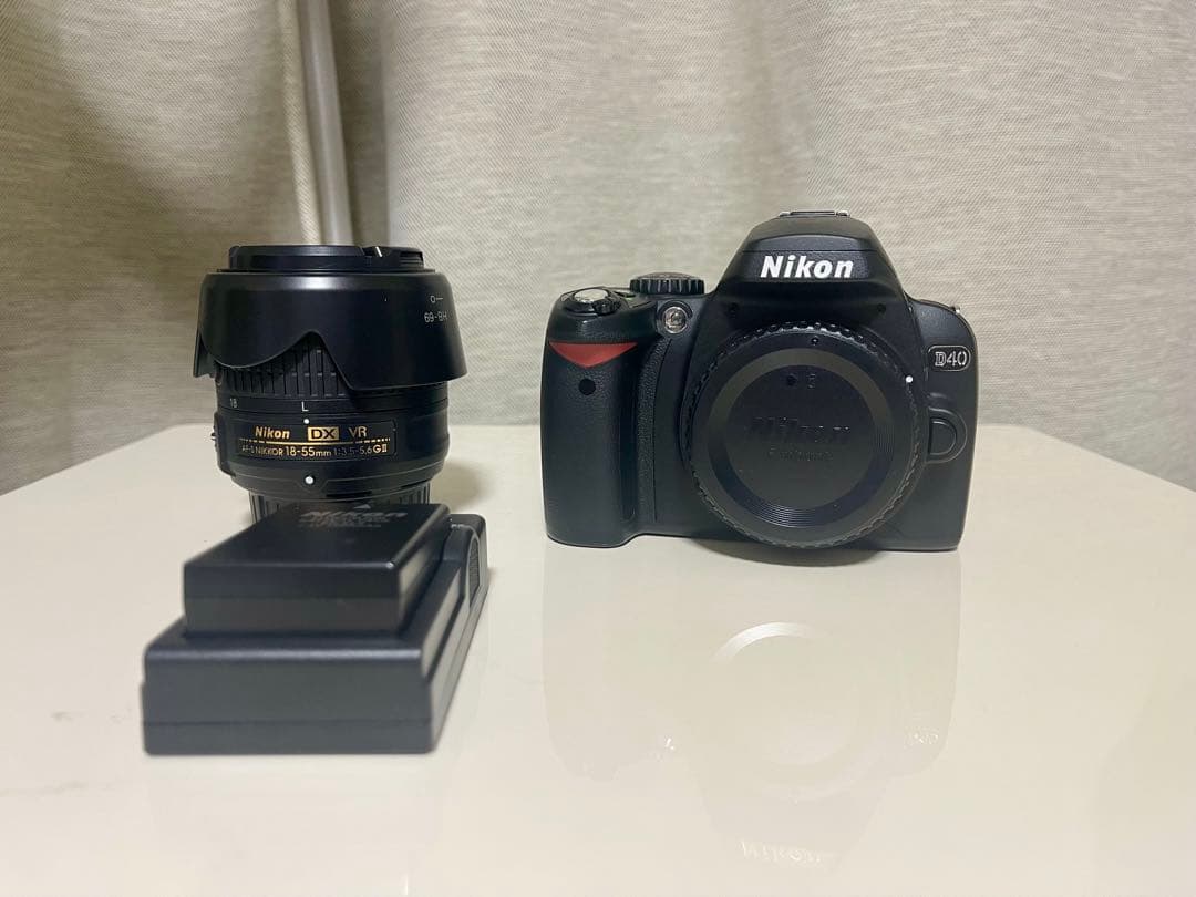 Nikon ニコン D40 AF-S DX NIKKOR 18-55mm VR