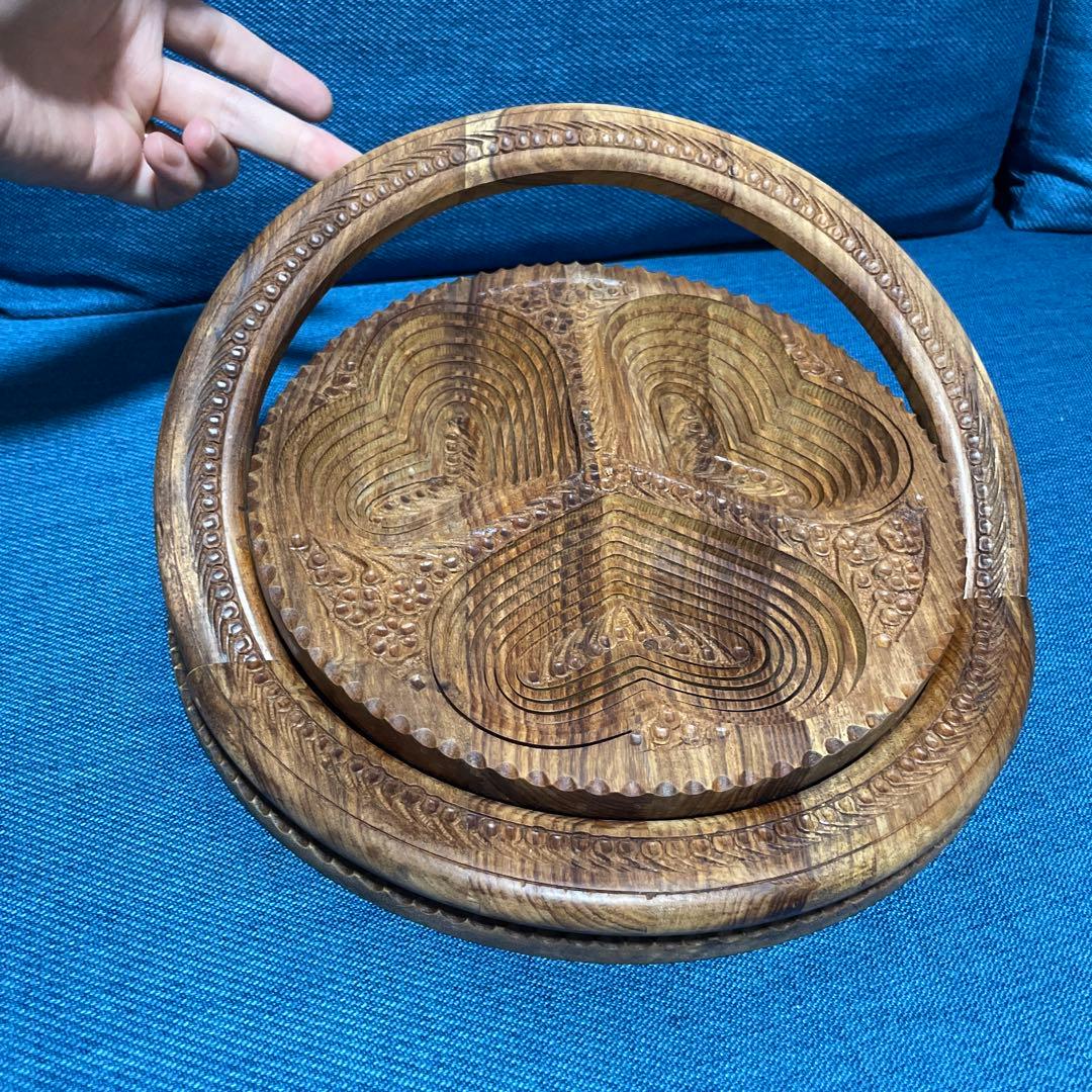 ヴィンテージ　木製彫刻バスケット　変形可能