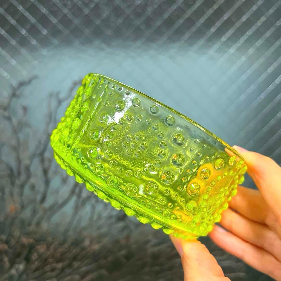 骨董　時代ガラス　フィンランド　グラッポニア ボウル　小鉢　ウランガラス１客①