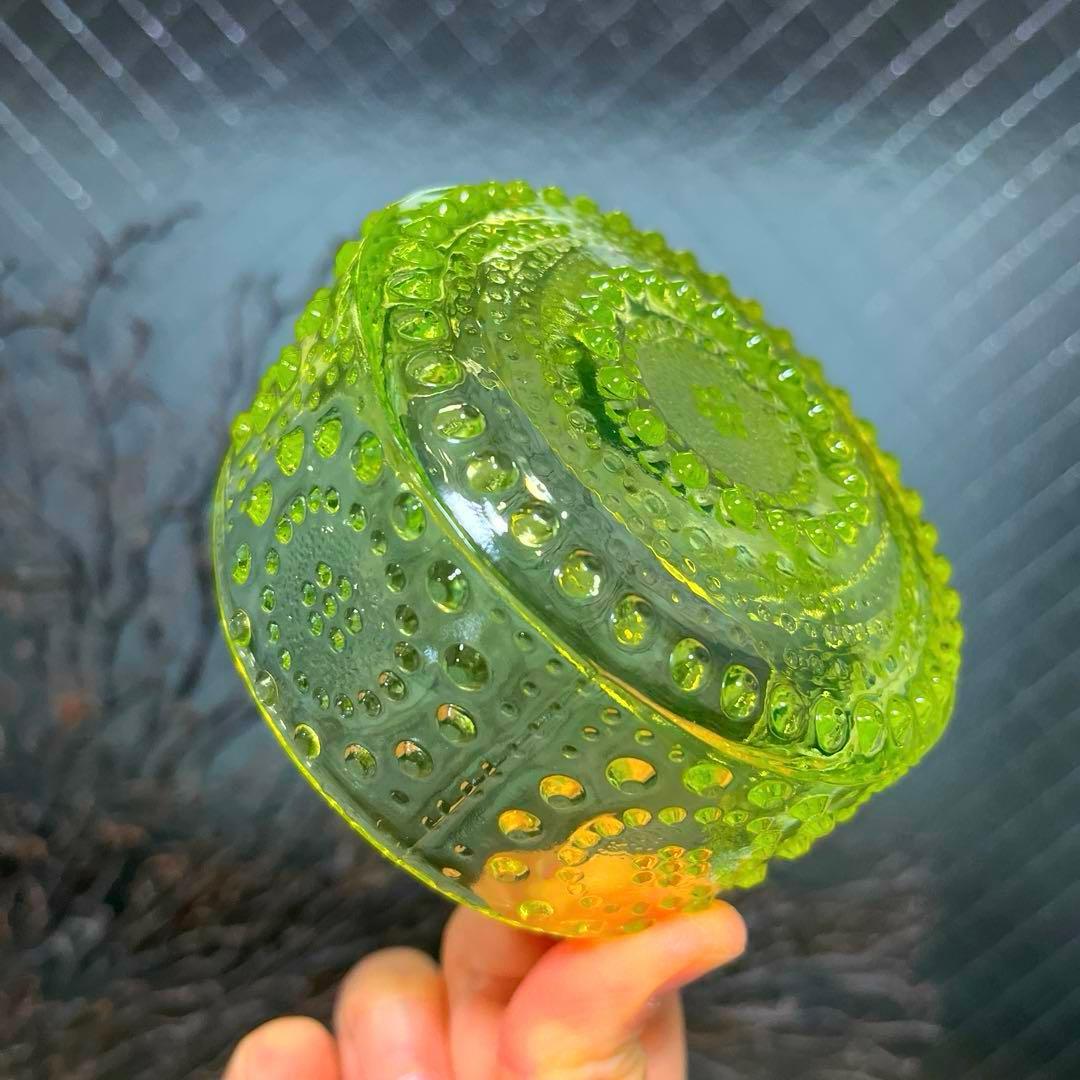 骨董　時代ガラス　フィンランド　グラッポニア ボウル　小鉢　ウランガラス１客①