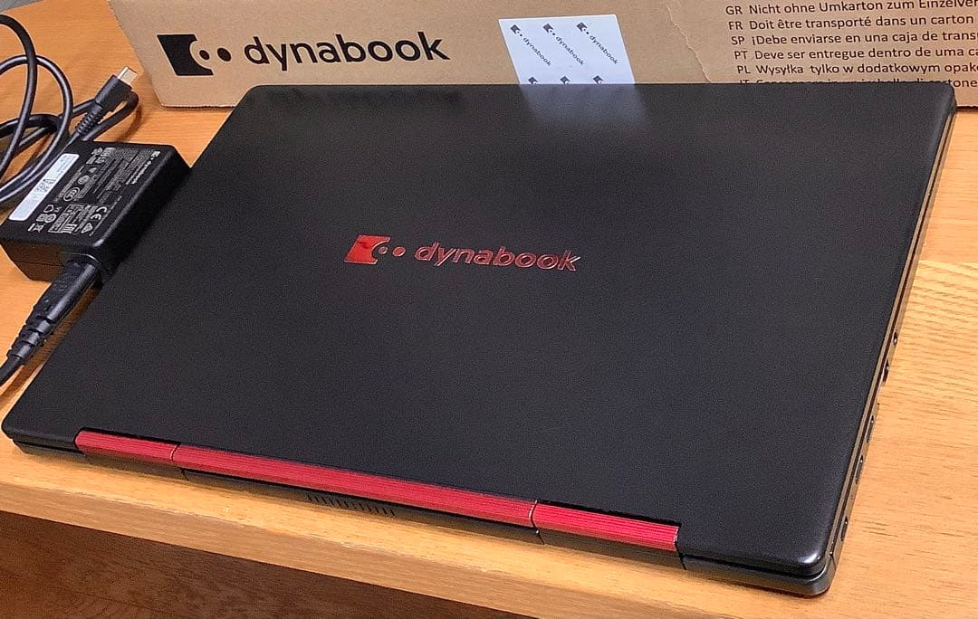 東芝Dynabook V8 i7-1165G7 16G 512G タブレットPC