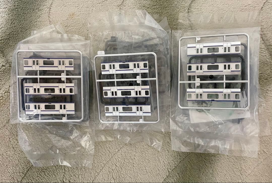 e*u様 鉄コレポケット E235系 まとめ売り