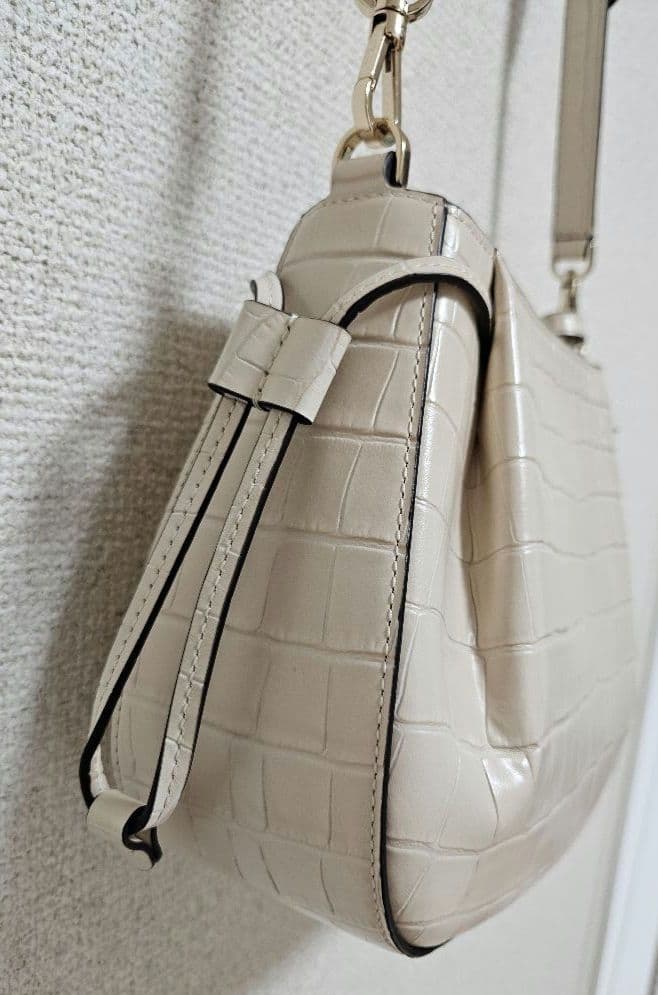 kate spade 　ダンプリング クロコ エンボス クロスボディ　ショルダー