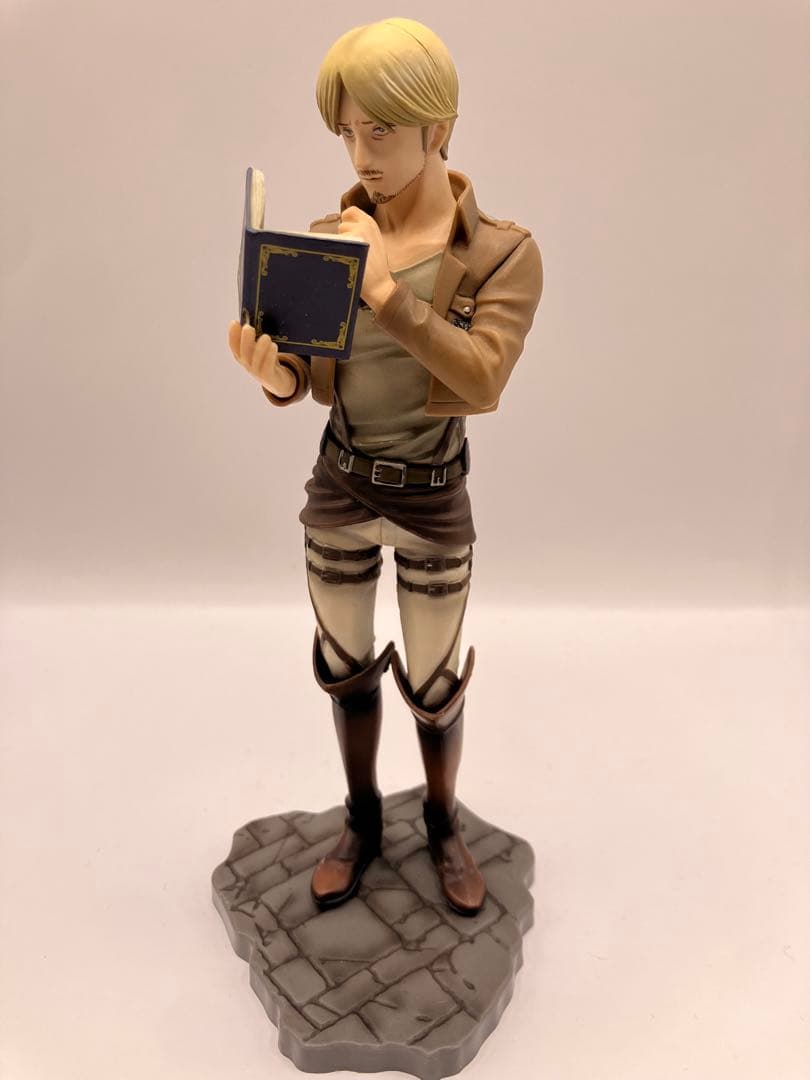 一番くじ　進撃の巨人　調査兵団　フィギュア　4体セット