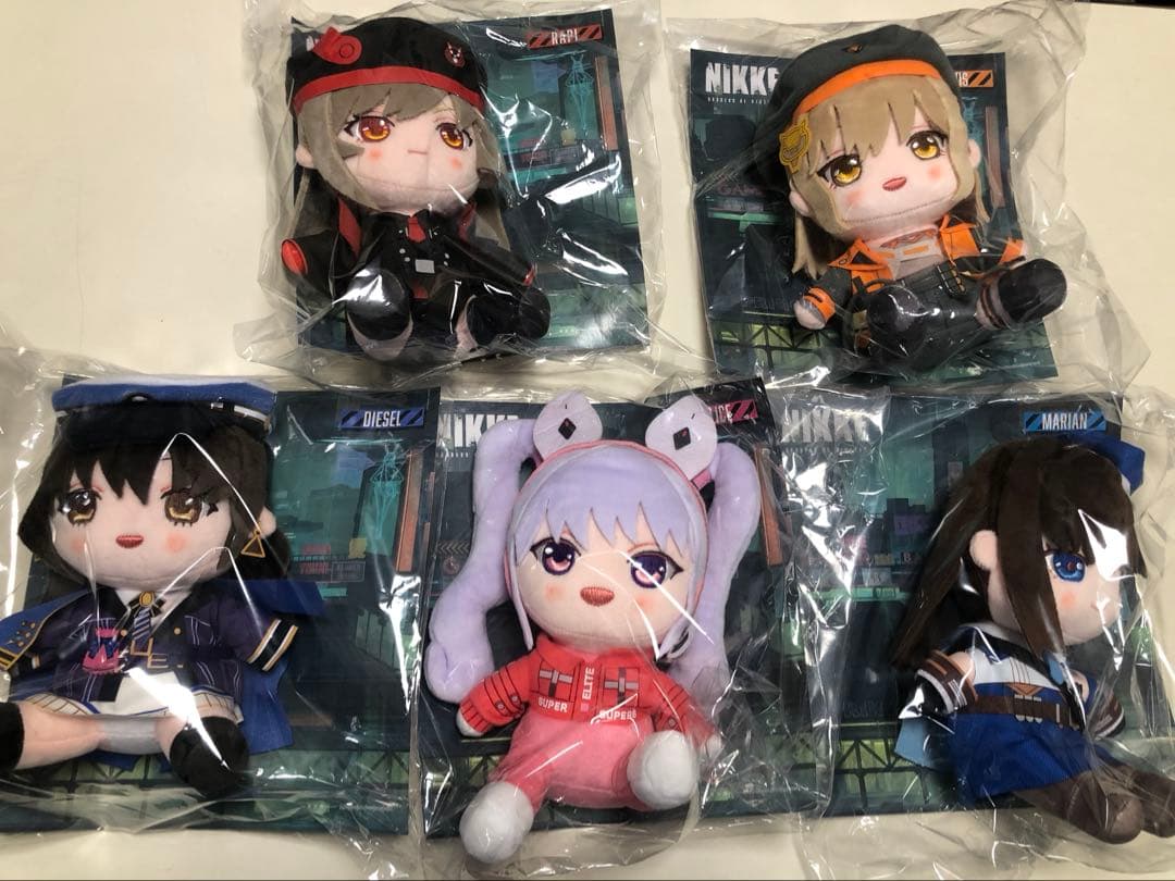 勝利の女神：NIKKE　ぬいぐるみ　全5種セット