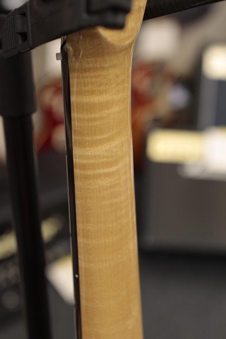 【9530】 左利き用 K-ON! 秋山澪 モデル エレキベース けいおん