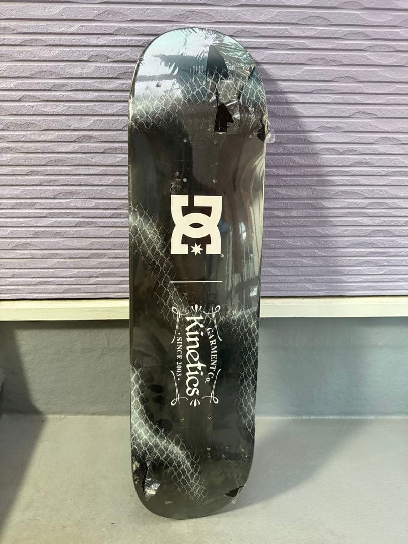 DC×Kinetics 新品デッキ＆パーカー&チャーム&バケハ