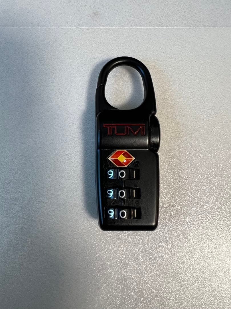 TUMI トゥミ キャリーバッグ TSAロック付き